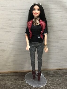 2014 Style Raquelle Barbie Doll